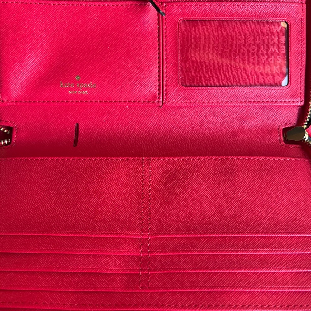 Kate Spade - Picture 3 of 3